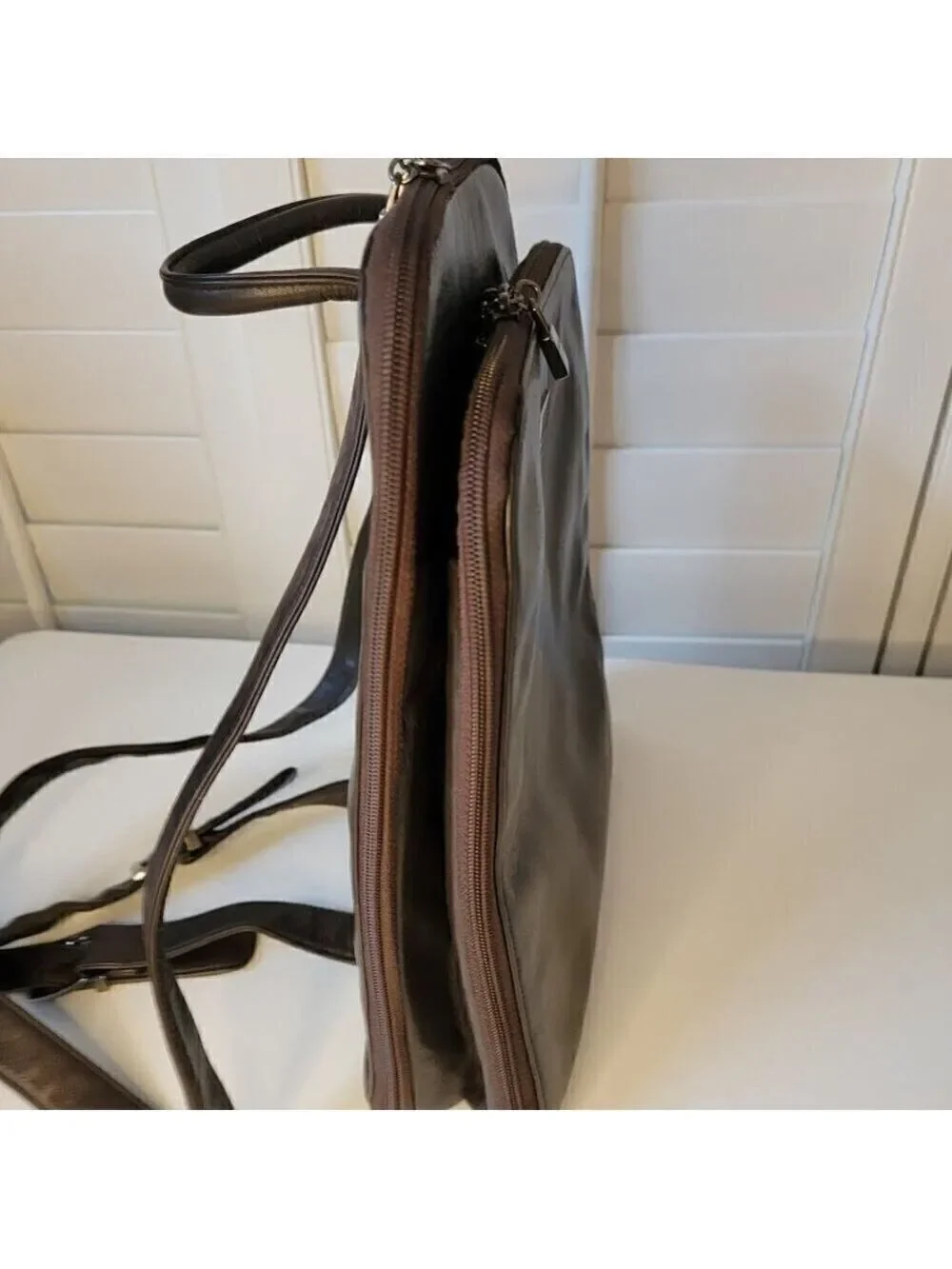Perlina ny leather